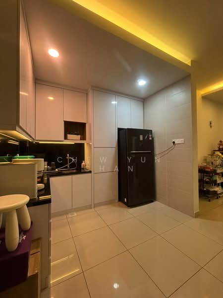 Cluster House for Sale in Taman Pulai Hijauan (Skudai) - Chew Yun Chan - Kitchen - PropertyGuru.com.my