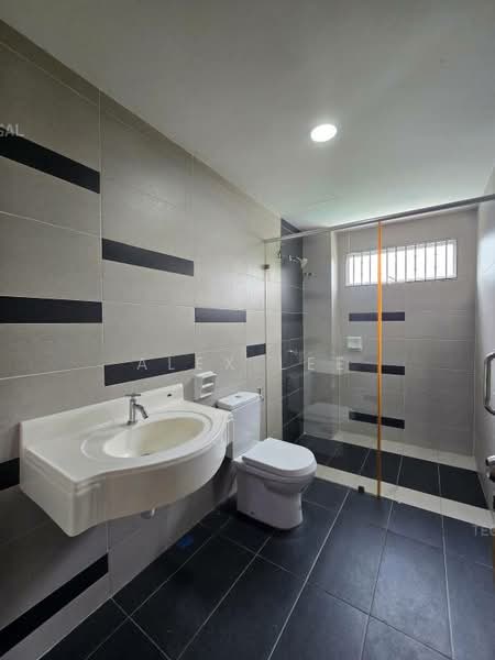 Terraced House for Sale in Bandar Puteri Klang (Klang) - Alex Lee - Bathroom - PropertyGuru.com.my