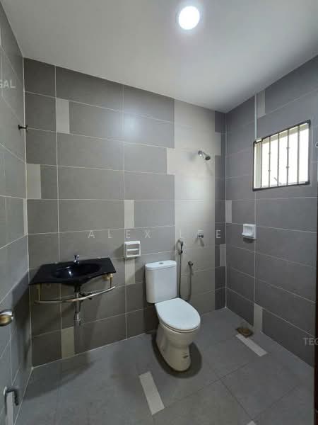 Terraced House for Sale in Bandar Puteri Klang (Klang) - Alex Lee - Bathroom - PropertyGuru.com.my