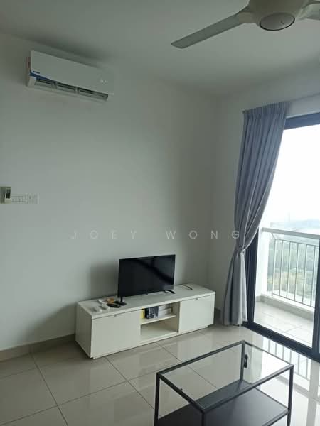 Kondominium untuk Dijual di Parkhill Residence - Joey Wong - Living Room - PropertyGuru.com.my
