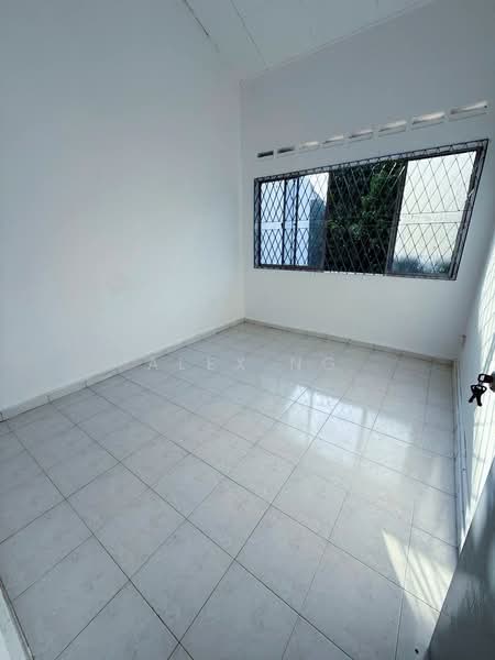 2-storey Terraced House for Sale in Taman Kemas (Tampoi) - Alex Ng - Interior - PropertyGuru.com.my