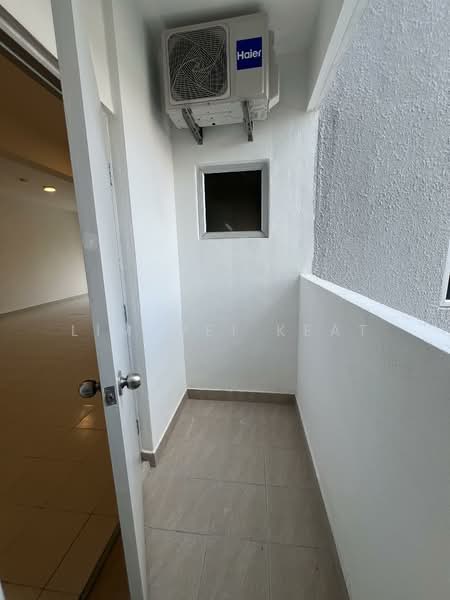 Pangsapuri untuk Disewa di Idaman Bukit Jelutong - Lim Wei Keat - Balcony - PropertyGuru.com.my