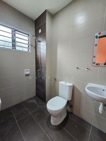 Terraced House for Sale in Bandar Puteri Klang (Klang) - Alex Lee - Bathroom - PropertyGuru.com.my