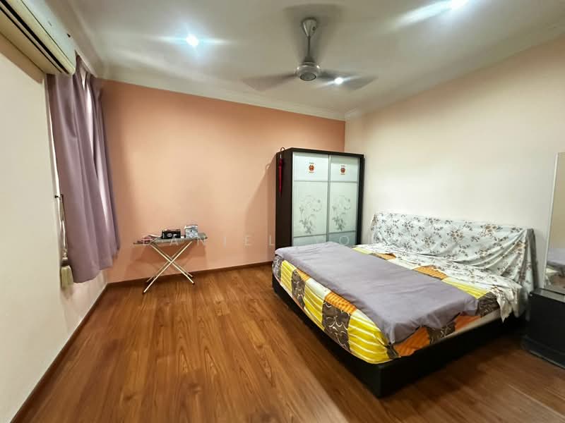 Cluster House for Sale in Taman Gaya (Ulu Tiram) - Daniel Yong - Bedroom - PropertyGuru.com.my