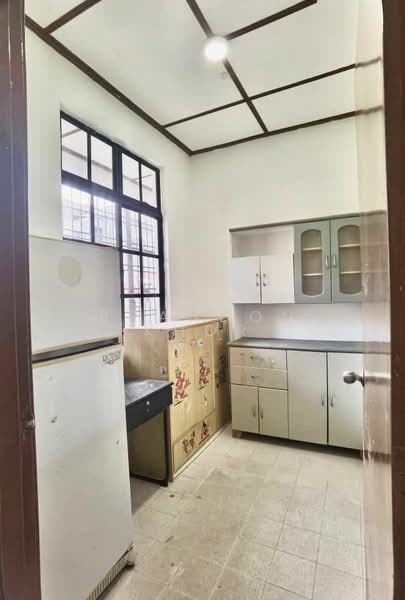 2-storey Terraced House for Sale in Taman Pelangi Indah (Ulu Tiram) - Brandon Khor - Kitchen - PropertyGuru.com.my