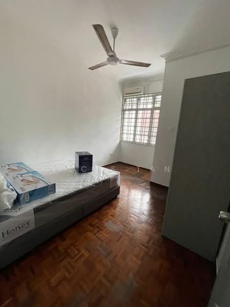 2-storey Terraced House for Rent in Tampoi (Johor) - Lucas Tan - Bedroom - PropertyGuru.com.my