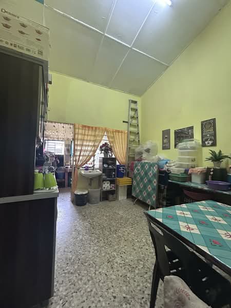 1-storey Terraced House for Sale in Batu Berendam (Melaka) - King Song - Kitchen - PropertyGuru.com.my