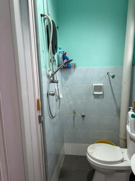 Rumah Teres 2 Tingkat untuk Dijual di Saujana Damansara (Damansara Damai) - Faisal Abu Omar - Bathroom - PropertyGuru.com.my