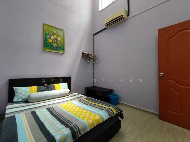 1-storey Terraced House for Sale in Klebang (Melaka) - Azrul Othman - Bedroom - PropertyGuru.com.my