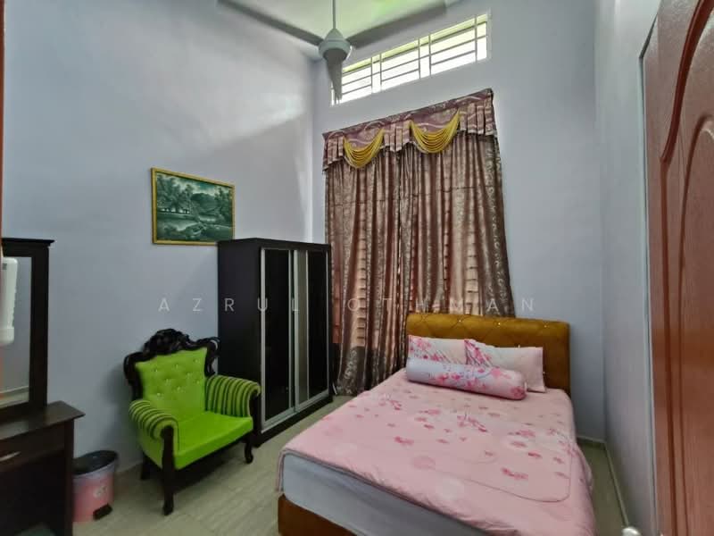 1-storey Terraced House for Sale in Klebang (Melaka) - Azrul Othman - Bedroom - PropertyGuru.com.my
