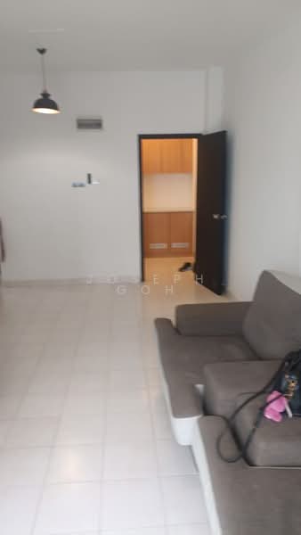 Rumah Flat untuk Dijual di Taman Daya - Jalan Nibong 14 - Joseph Goh - Living Room - PropertyGuru.com.my