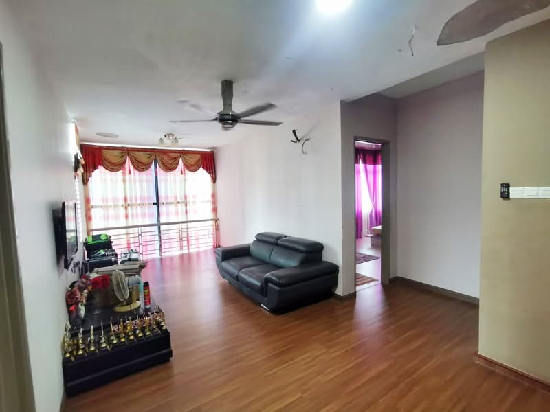 Semi-Detached House for Sale in Bemban (Melaka) - King Song - Living Room - PropertyGuru.com.my