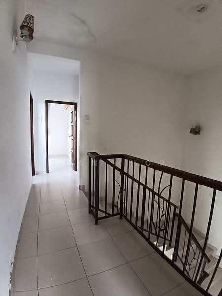 2-storey Terraced House for Rent in Bandar Jaya Putra (Johor Bahru) - Sean Khor - Corridor - PropertyGuru.com.my