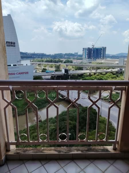 Servis Apartment untuk Disewa di Brunsfield Riverview - Zamani Ishak - Balcony - PropertyGuru.com.my