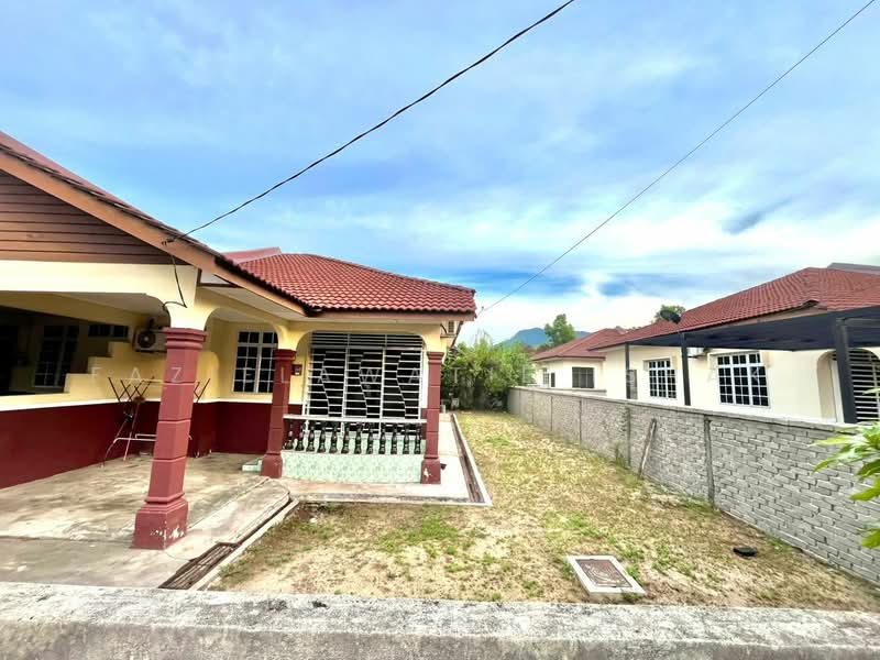 Semi-Detached House for Sale in Dungun (Terengganu) - Fazielawatie Ishak - Exterior - PropertyGuru.com.my
