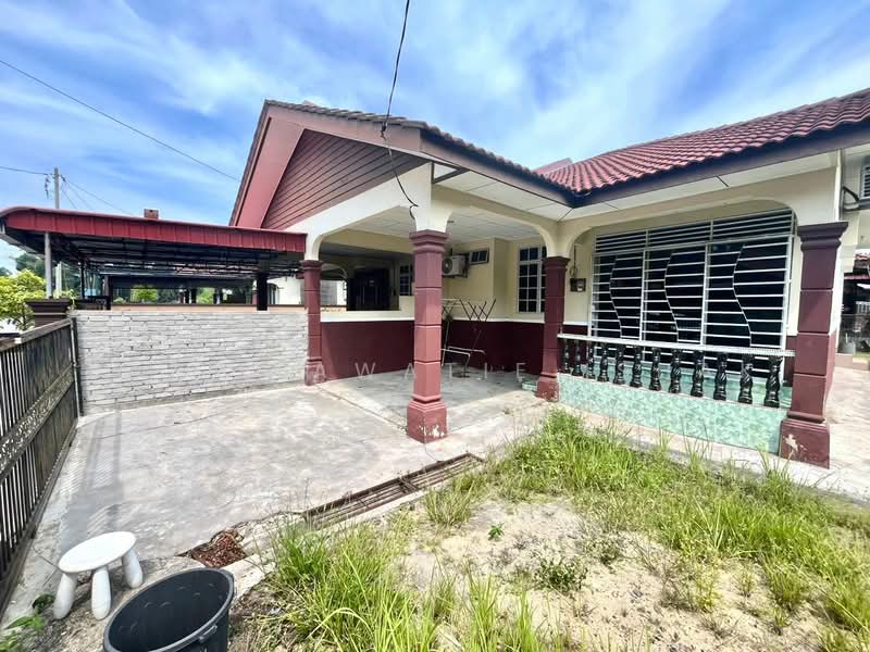 Semi-Detached House for Sale in Dungun (Terengganu) - Fazielawatie Ishak - Exterior - PropertyGuru.com.my