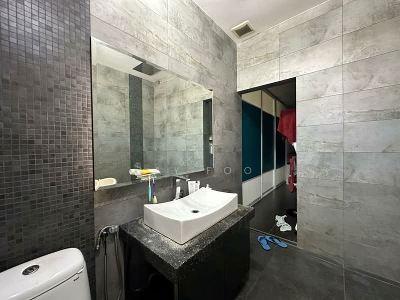 Semi-Detached House for Sale in Mahkota Cheras (Cheras) - Ray Foo - Bathroom - PropertyGuru.com.my