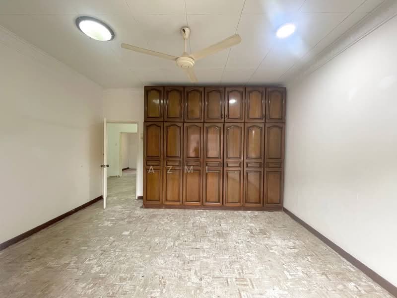 2-storey Terraced House for Sale in Usj 24 (Subang Jaya) - Azmi . - PropertyGuru.com.my