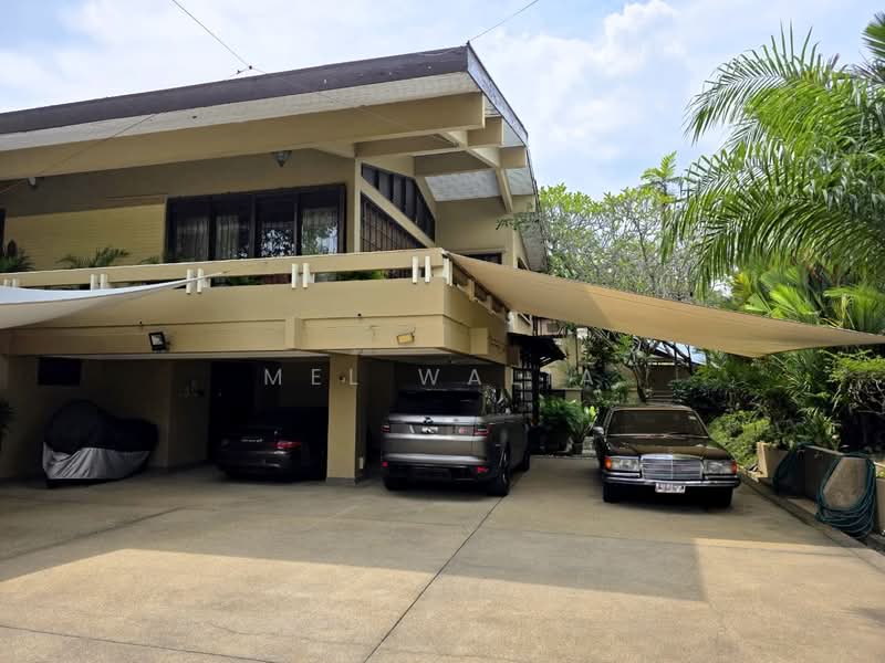 Bungalow for Sale in Seksyen 16 (Petaling Jaya) - Mel Walia - Exterior - PropertyGuru.com.my