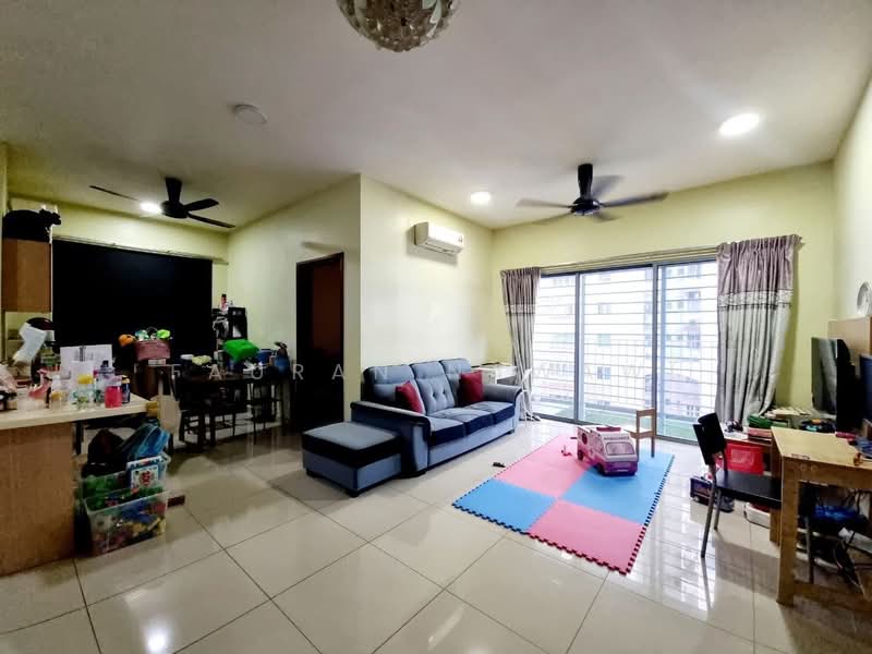 Kondominium untuk Dijual di Puri Tower - Fauran Nawawi - Living Room - PropertyGuru.com.my