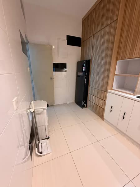 Service Residence for Rent at D'Summit Residences - Regina Khor - Kitchen - PropertyGuru.com.my