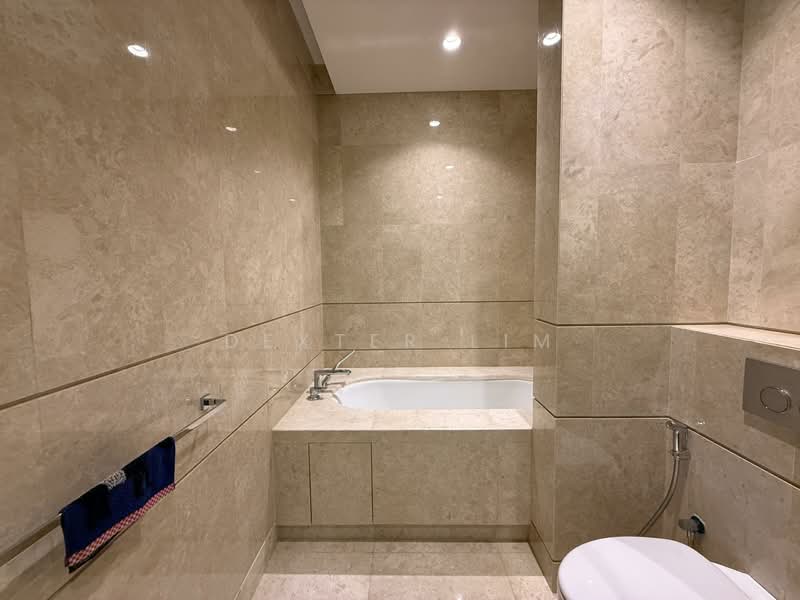 Kondominium untuk Disewa di The Ritz-Carlton Residences - Dexter Lim - Bathroom - PropertyGuru.com.my
