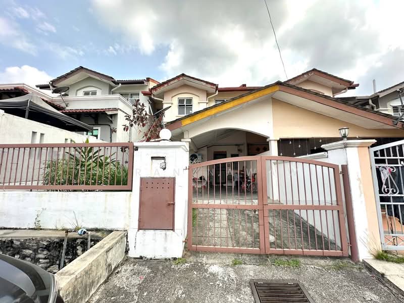 2-storey Terraced House for Sale in Seri Kembangan (Selangor) - Fauran Nawawi - PropertyGuru.com.my