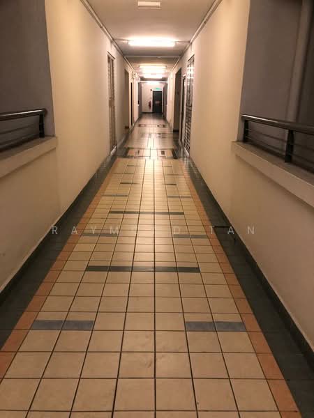 Condominium for Rent at Perdana Emerald - Raymond Tan - Corridor - PropertyGuru.com.my