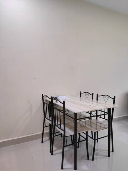 Kondominium untuk Disewa di Medini Signature - Terrance Soong - Dining Room - PropertyGuru.com.my