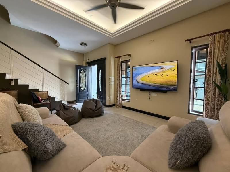 Cluster House for Sale in Sunway Alam Suria (Shah Alam) - Azmi . - Living Room - PropertyGuru.com.my