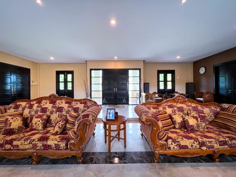 Bungalow for Sale in Country Heights (Kajang) - BILYA ARIFF - Living Room - PropertyGuru.com.my