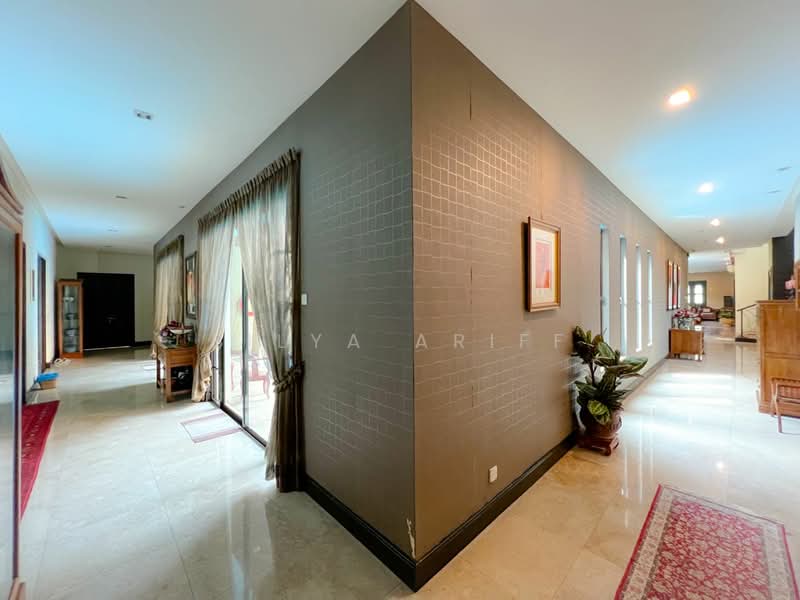 Bungalow for Sale in Country Heights (Kajang) - BILYA ARIFF - Corridor - PropertyGuru.com.my