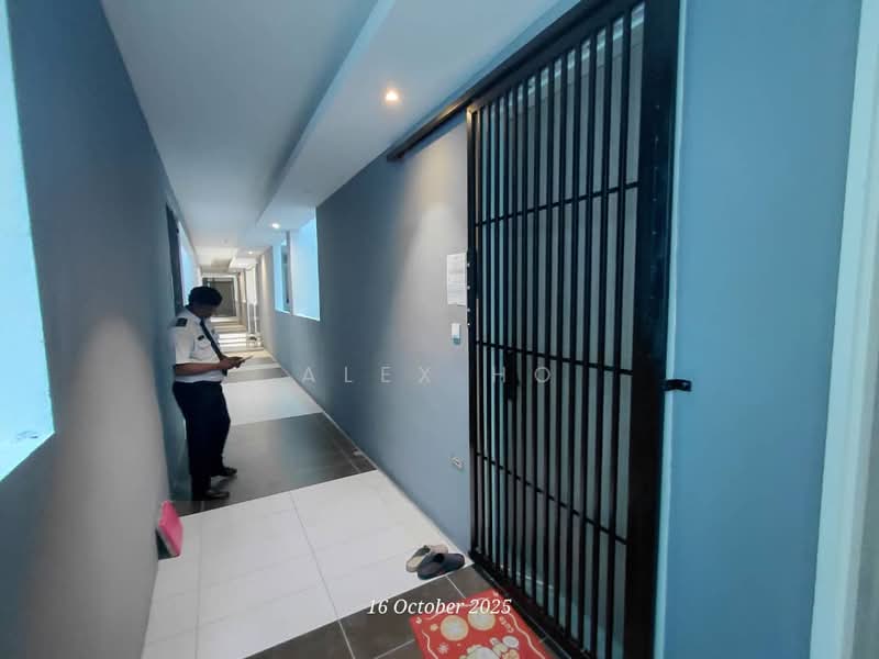 Condominium for Sale at QuayWest Residence - Alex Ho - Corridor - PropertyGuru.com.my