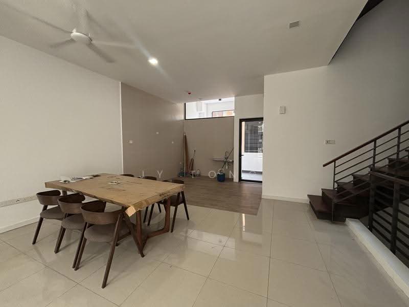 4-storey Terraced House for Sale in Bandar Country Homes (Rawang) - JY Tong - Interior - PropertyGuru.com.my