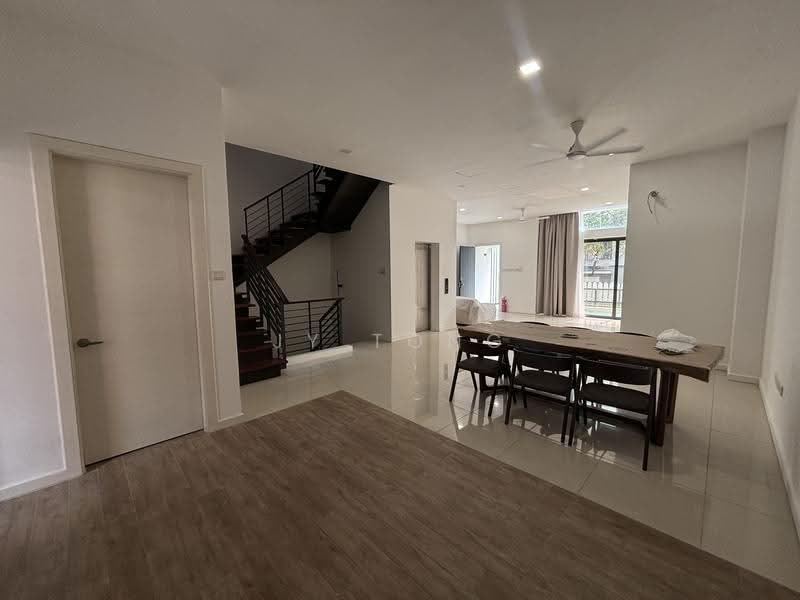 4-storey Terraced House for Sale in Bandar Country Homes (Rawang) - JY Tong - Interior - PropertyGuru.com.my