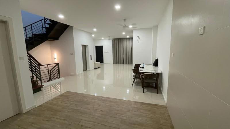 4-storey Terraced House for Sale in Bandar Country Homes (Rawang) - JY Tong - Living Room - PropertyGuru.com.my