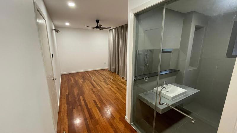 4-storey Terraced House for Sale in Bandar Country Homes (Rawang) - JY Tong - Bedroom - PropertyGuru.com.my