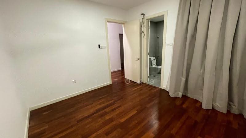 4-storey Terraced House for Sale in Bandar Country Homes (Rawang) - JY Tong - Bathroom - PropertyGuru.com.my