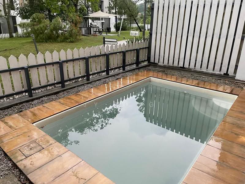 4-storey Terraced House for Sale in Bandar Country Homes (Rawang) - JY Tong - Pool view - PropertyGuru.com.my