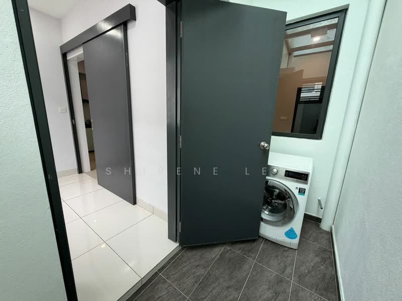 2-storey Terraced House for Rent in Taman Glenmarie (Johor Bahru) - Shirene Lee - Corridor - PropertyGuru.com.my