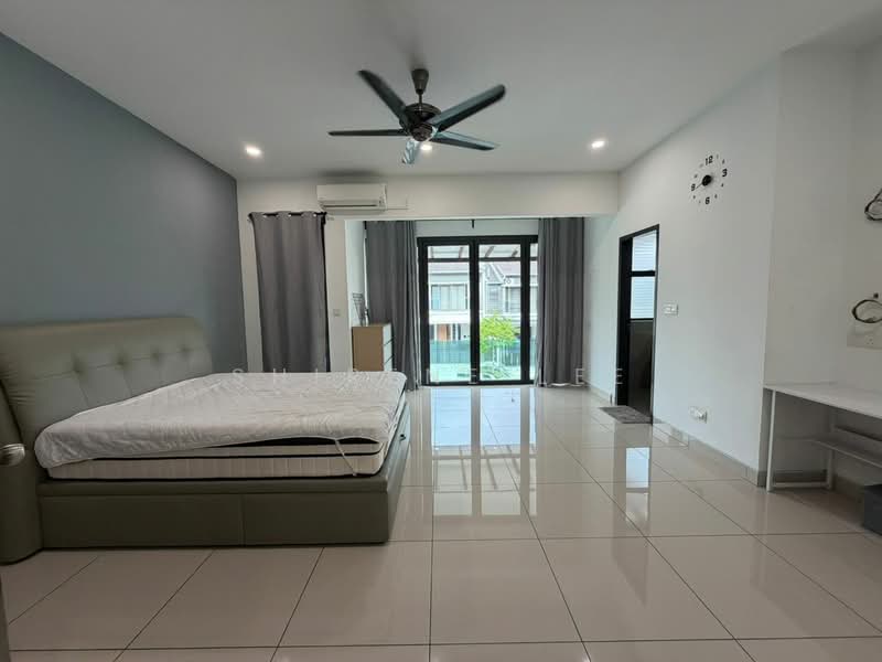 2-storey Terraced House for Rent in Taman Glenmarie (Johor Bahru) - Shirene Lee - Bedroom - PropertyGuru.com.my