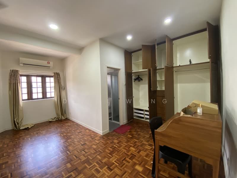 2-storey Terraced House for Rent in Bandar Utama 4 (Bandar Utama) - Daryl Wong - Bedroom - PropertyGuru.com.my