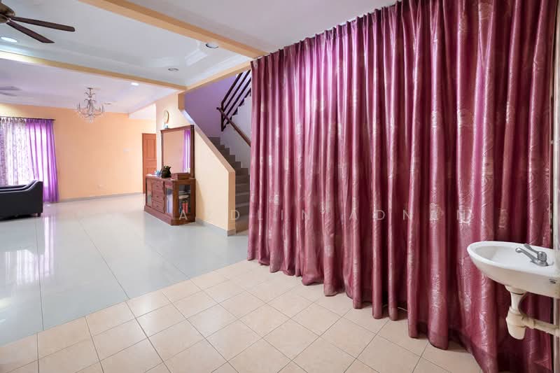 Semi-Detached House for Sale in Taman Kajang Impian (Kajang) - Nor Azdlin Adnan - Living Room - PropertyGuru.com.my
