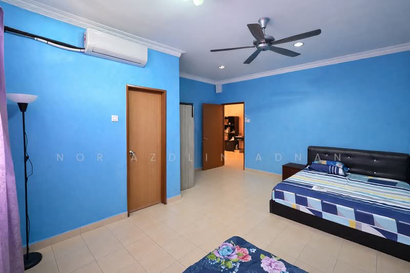 Semi-Detached House for Sale in Taman Kajang Impian (Kajang) - Nor Azdlin Adnan - Bedroom - PropertyGuru.com.my