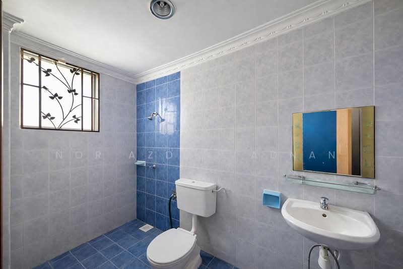Semi-Detached House for Sale in Taman Kajang Impian (Kajang) - Nor Azdlin Adnan - Bathroom - PropertyGuru.com.my