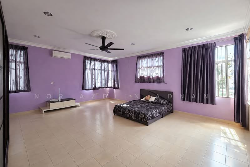 Semi-Detached House for Sale in Taman Kajang Impian (Kajang) - Nor Azdlin Adnan - Bedroom - PropertyGuru.com.my