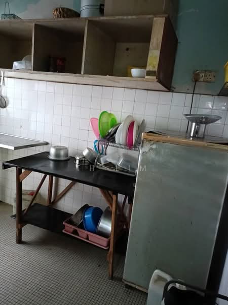 Flat for Sale at Bandar Baru Ampang - TH Lim - Kitchen - PropertyGuru.com.my