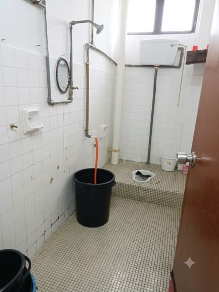Rumah Flat untuk Dijual di Bandar Baru Ampang - TH Lim - Bathroom - PropertyGuru.com.my