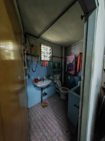 Kedai untuk Dijual di Kuching (Sarawak) - Sherene Kok - Bathroom - PropertyGuru.com.my