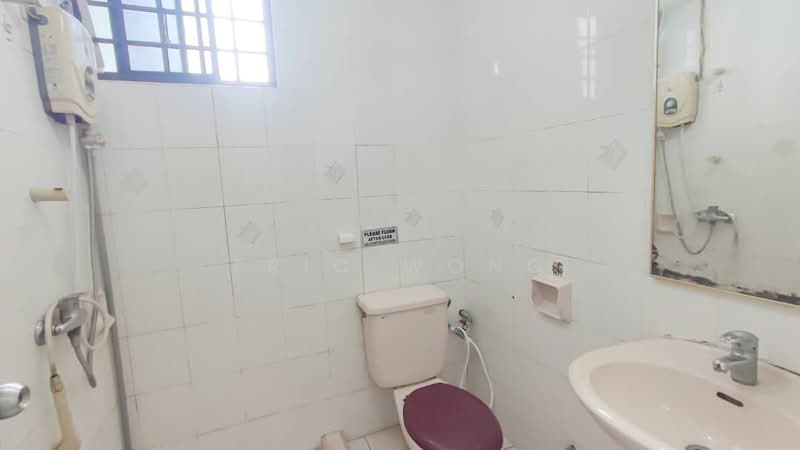 Apartment for Sale at Mewah View Luxurious Apartments - Eric Wong - Bathroom - PropertyGuru.com.my